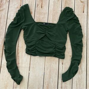 Zara Women's Green Ruched Long Sleeve Top Crop Size Large EUC